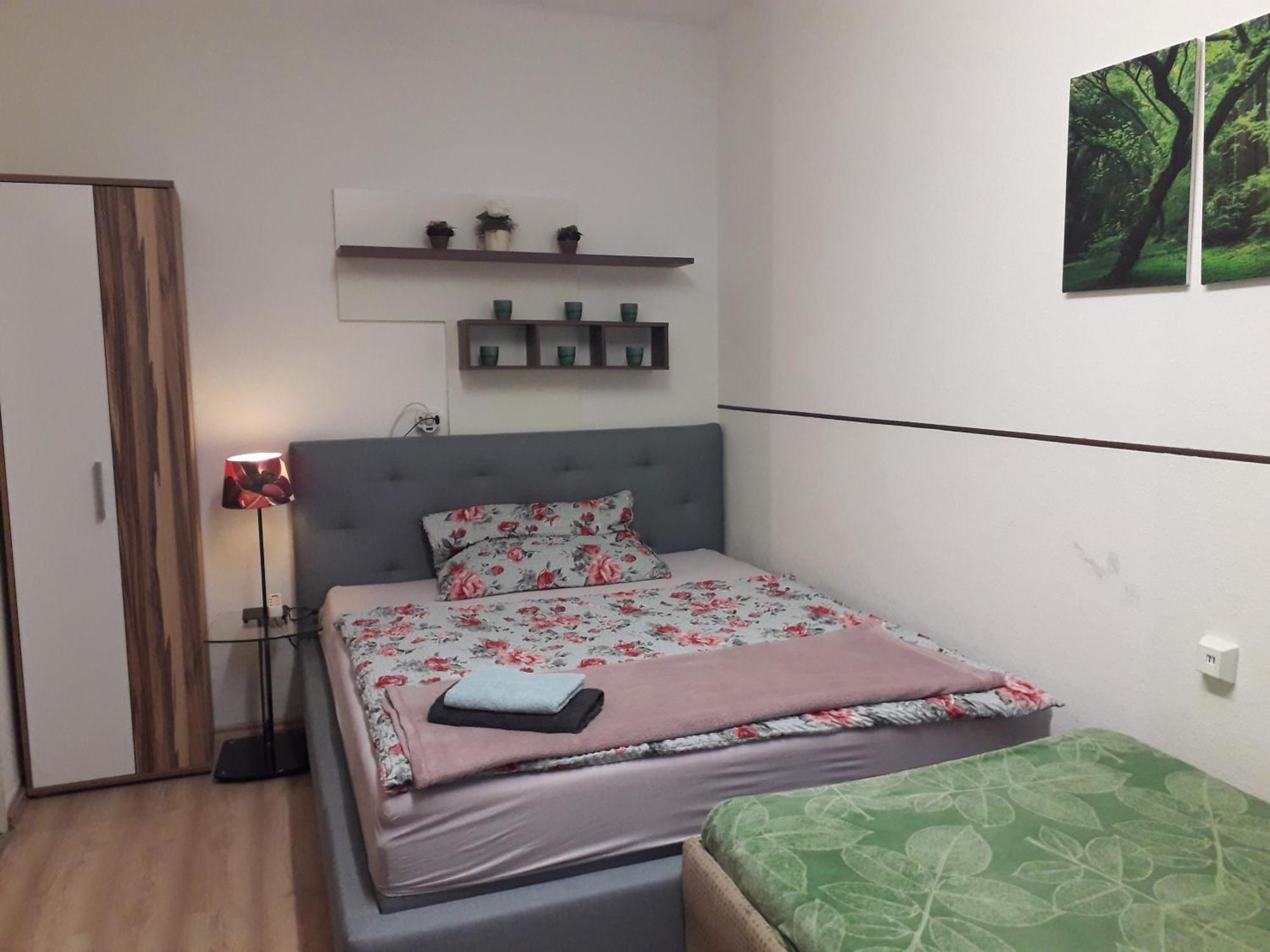 Apartment Ap 1 Im Zentrum Steyr, Bestrooms Eu Εξωτερικό φωτογραφία