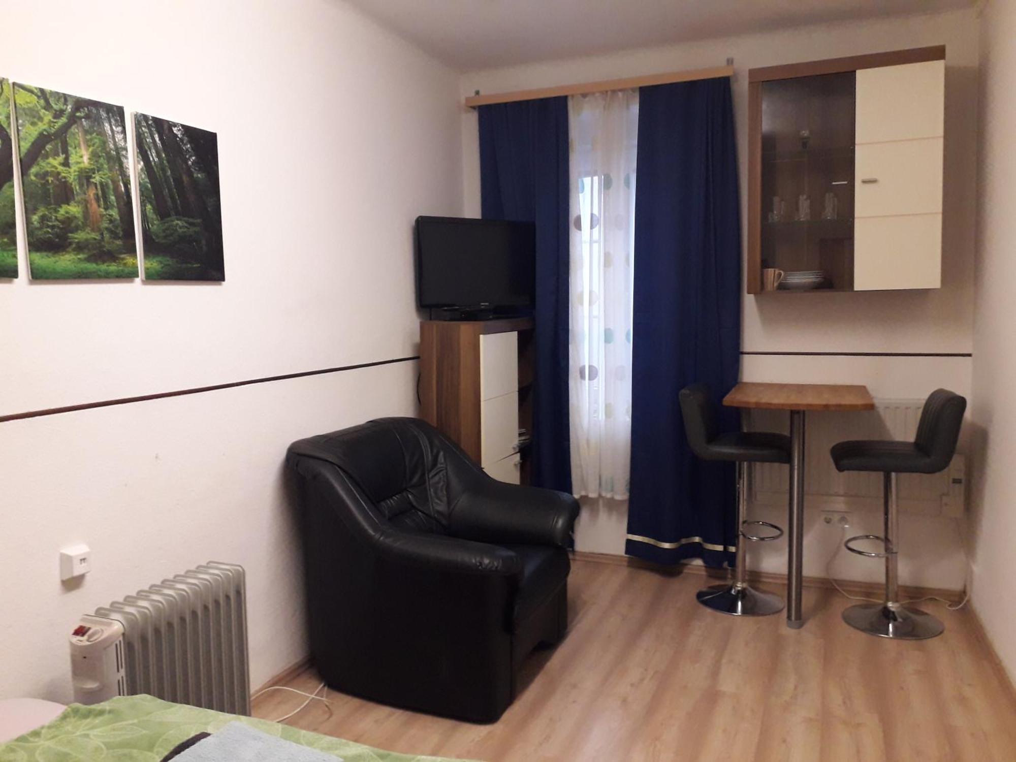 Apartment Ap 1 Im Zentrum Steyr, Bestrooms Eu Εξωτερικό φωτογραφία
