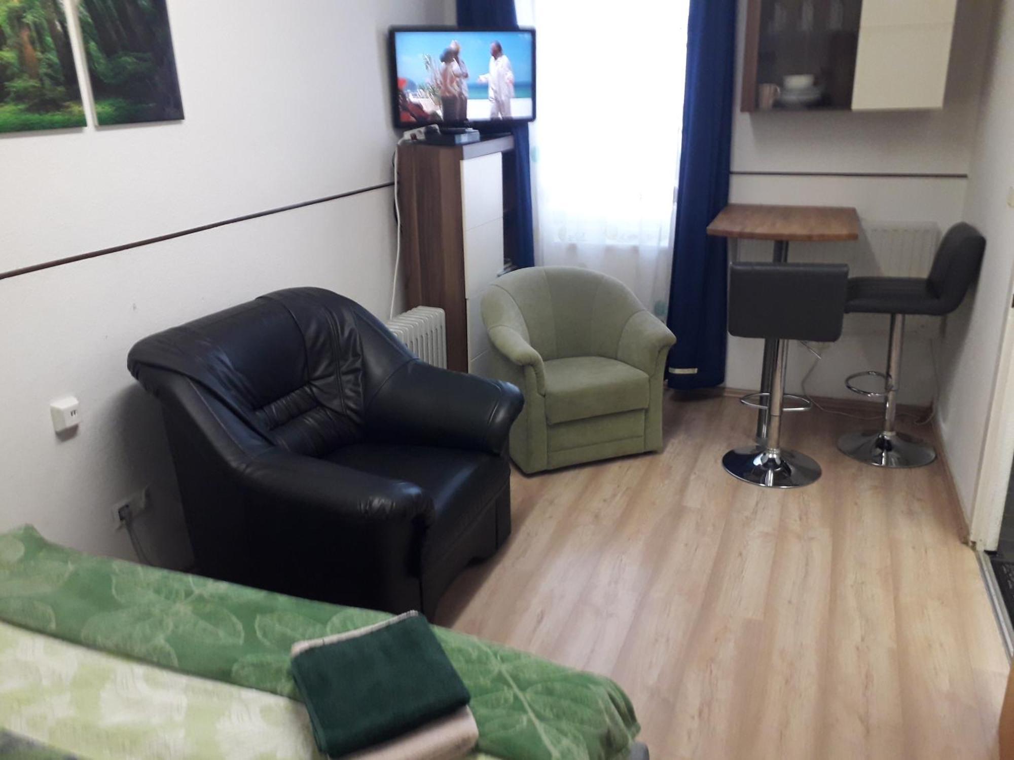 Apartment Ap 1 Im Zentrum Steyr, Bestrooms Eu Εξωτερικό φωτογραφία