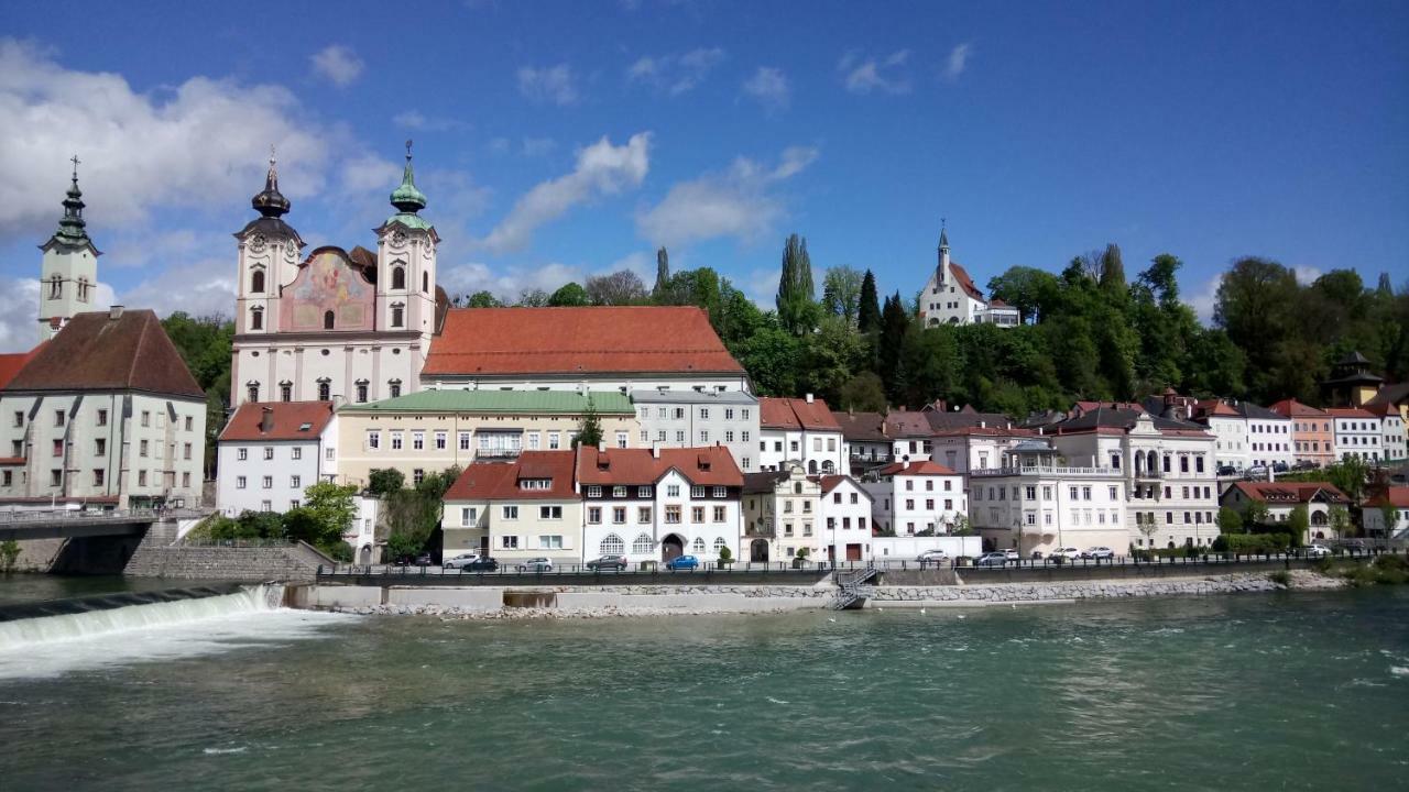 Apartment Ap 1 Im Zentrum Steyr, Bestrooms Eu Εξωτερικό φωτογραφία