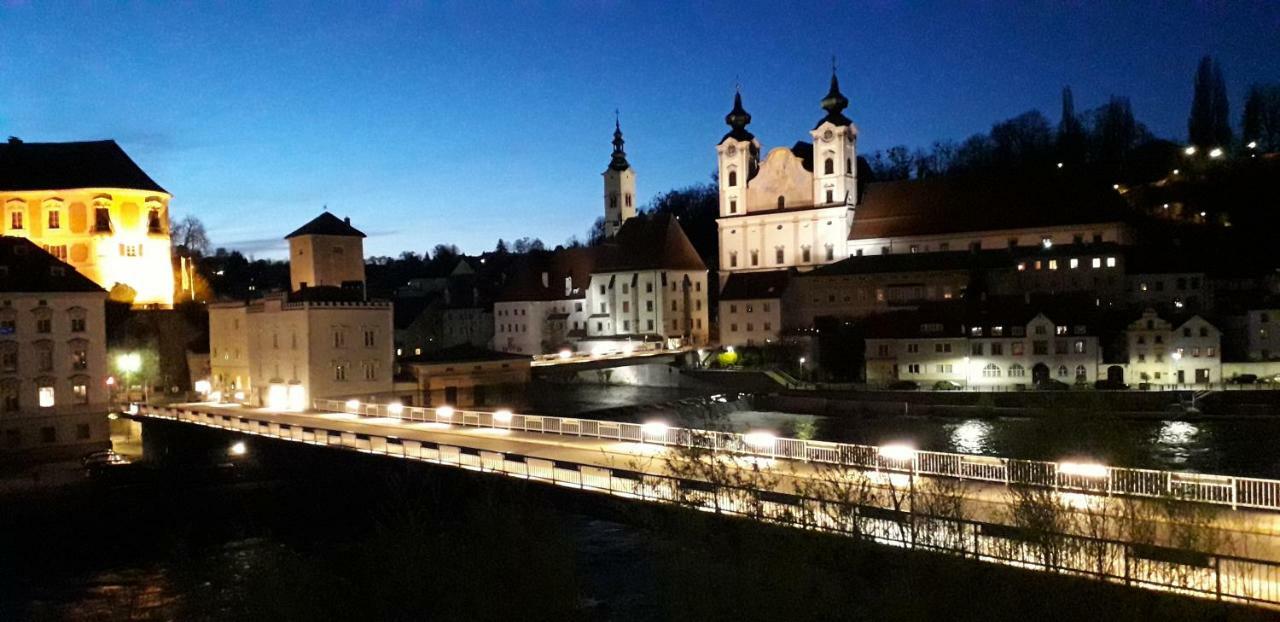 Apartment Ap 1 Im Zentrum Steyr, Bestrooms Eu Εξωτερικό φωτογραφία